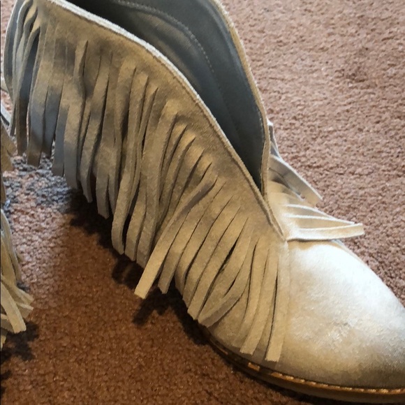 Fringe booties - Picture 2 of 3